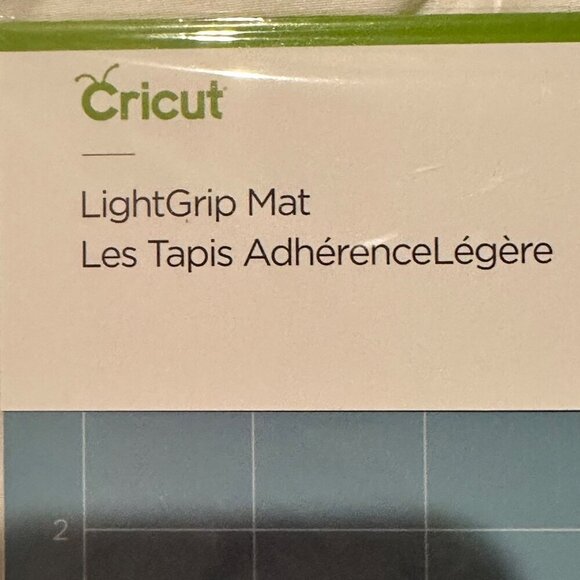 Cricut Bundle Mats Pens Premium Holographic Metallic Heat Transfer Removable - Picture 7 of 10